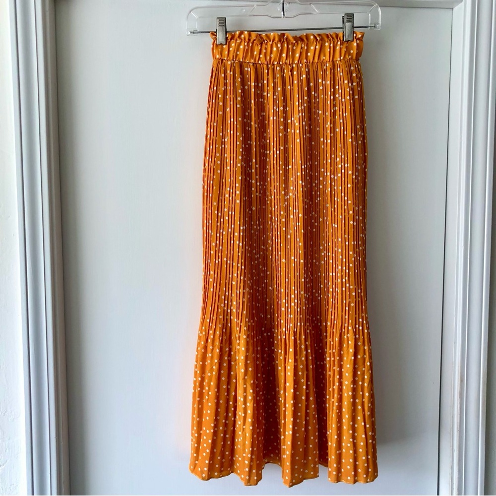 NWOT - Exlura Polka Dot Skirt, Sz Small